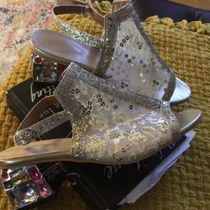 Gold Floral Peep Toe Mule